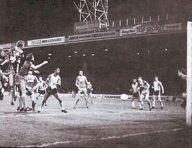 Mark wright goal 1982 to 83 Mark wright goal 1982 to 83